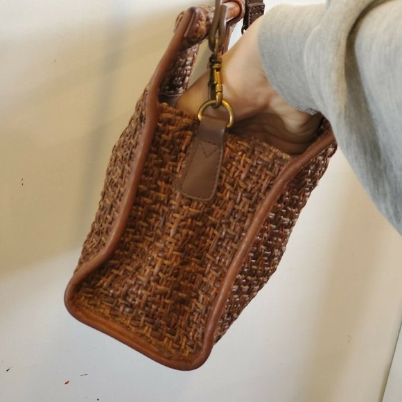 Fossil‎ Brown Straw Rattan Woven Bohemian Shoulder Bag Wooden Handles 11 X 8 - Picture 12 of 12
